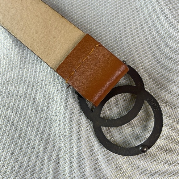 Pseudio Double O Belt Peg And Hole Tan Faux Leather Belt with Brass Buckle OS - Picture 6 of 10